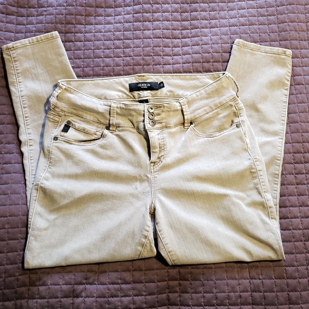 Torrid Cropped Jeggings